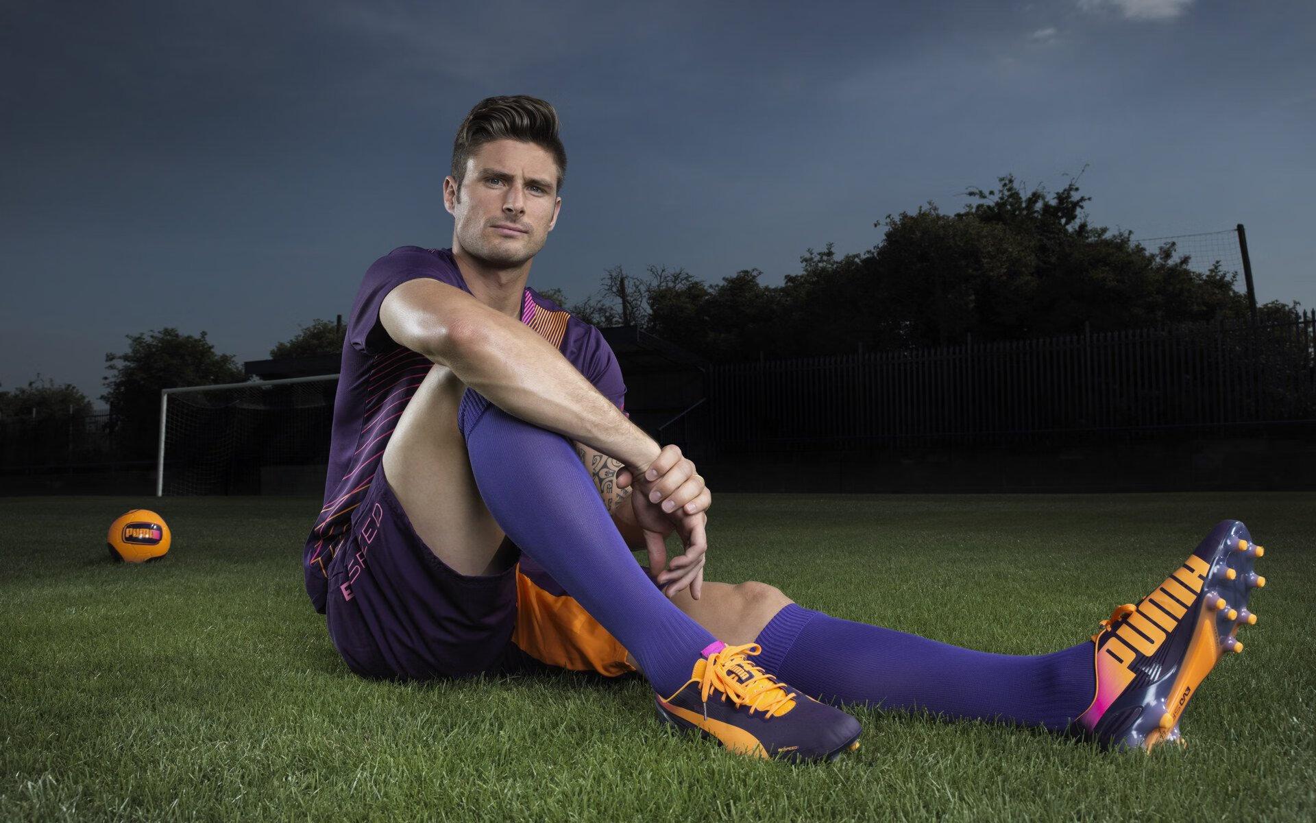 法国名将拉维勒涅刷新撑杆跳赛季最佳 巴黎奥运备战进入冲刺阶段_熊猫TV